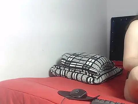 Snapshot of SalomeMorganX chatting on April 6, 2026, 12:06 pm SalomeMorganX online show from April 6, 2026, 12:06 pm