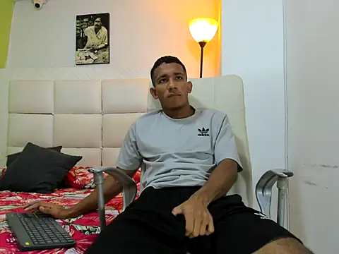 ricky spensar23cm  online show from February 3, 2026, 2:00 am