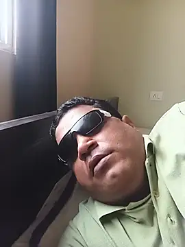 Snapshot of deshilnd chatting on July 13, 2026, 8:46 am deshilnd online show from July 13, 2026, 8:46 am