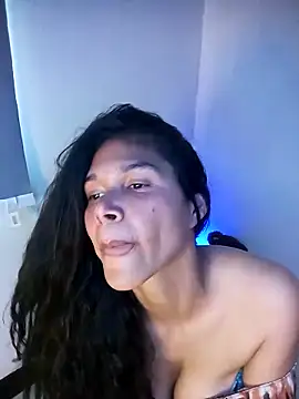 Snapshot of _aish_a chatting on March 22, 2026, 10:22 pm aish a online show from March 22, 2026, 10:22 pm