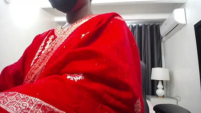 Snapshot of kavya_suri_ chatting on February 17, 2026, 3:20 pm kavya suri online show from February 17, 2026, 3:20 pm