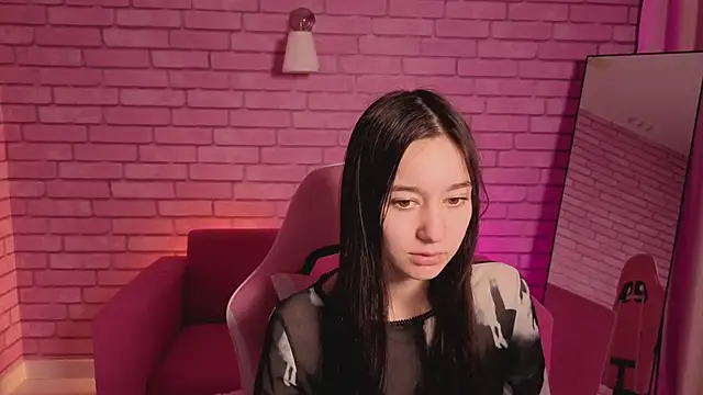 Nicole Brownie online show from May 22, 2026, 12:52 am