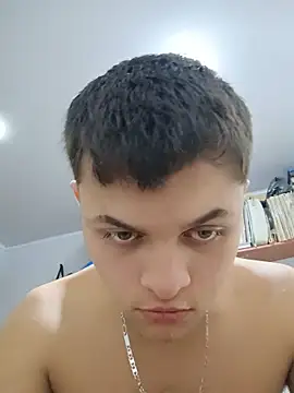 Snapshot of Andres_medi32 chatting on February 6, 2026, 6:42 am Andres medi32 online show from February 6, 2026, 6:42 am