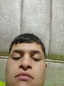 Snapshot of Andres_medi32 chatting on February 14, 2026, 6:46 am Andres medi32 online show from February 14, 2026, 6:46 am
