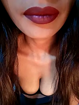 Sexyy Alex   online show from February 6, 2026, 5:36 am