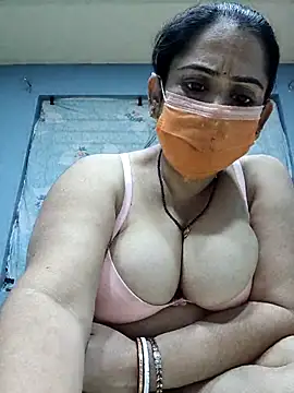 Snapshot of diyam4002 chatting on February 24, 2026, 6:58 am diyam4002 online show from February 24, 2026, 6:58 am