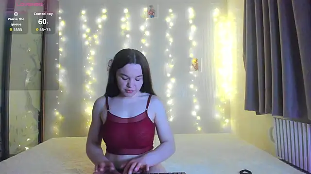 Snapshot of Mia_Mia999 chatting on April 24, 2026, 9:06 pm Mia Mia999 online show from April 24, 2026, 9:06 pm