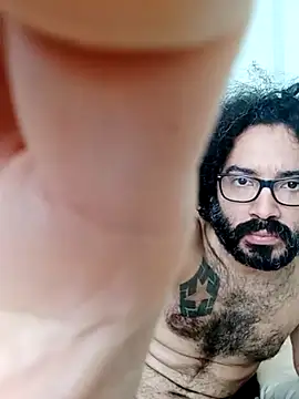 Snapshot of Batou1683 chatting on February 18, 2026, 12:34 pm Batou1683 online show from February 18, 2026, 12:34 pm