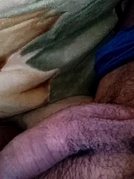 Nniiyakk online show from April 1, 2026, 1:19 am