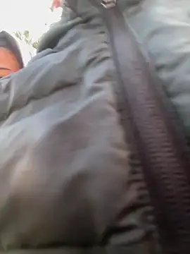 Snapshot of bliinkii_and_luka_ chatting on February 25, 2026, 1:22 pm bliinkii and luka online show from February 25, 2026, 1:22 pm