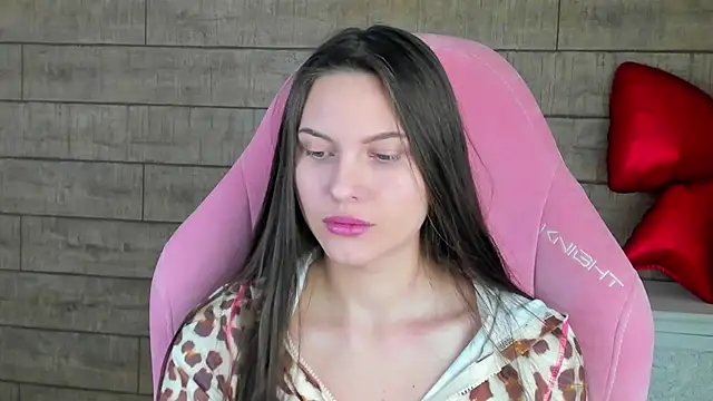 Snapshot of AliceVersal chatting on February 26, 2026, 4:34 am AliceVersal online show from February 26, 2026, 4:34 am