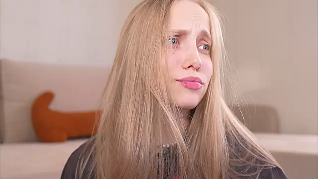 Appr0ved  online show from March 21, 2026, 3:05 pm