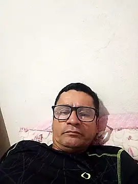 Snapshot of dilduarte26 chatting on February 1, 2026, 5:00 pm dilduarte26 online show from February 1, 2026, 5:00 pm