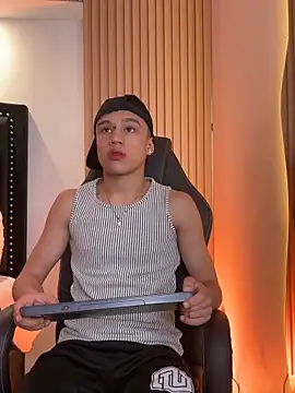 Dominik Souza online show from June 13, 2026, 1:53 pm
