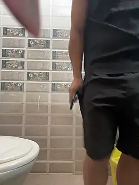 Snapshot of daimaryniki chatting on February 26, 2026, 6:46 am daimaryniki online show from February 26, 2026, 6:46 am