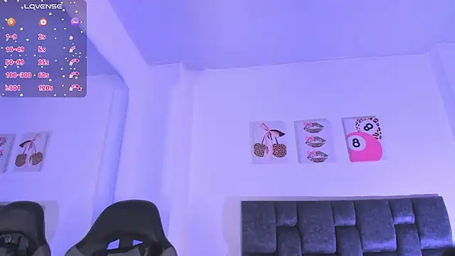 Isabella Moon9 online show from April 8, 2026, 12:28 pm