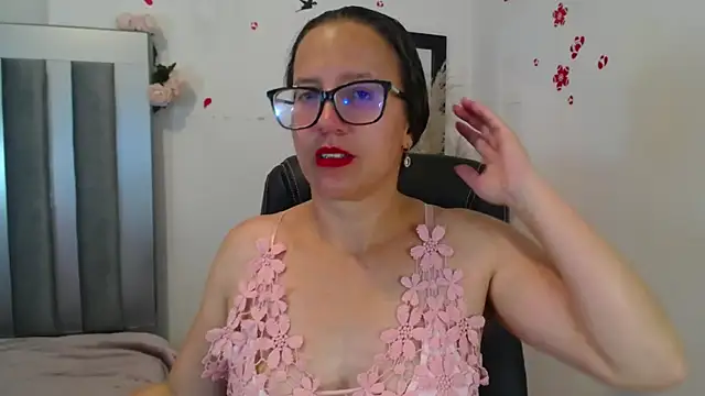 sara marrisson online show from April 7, 2026, 10:22 pm