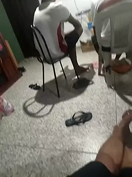 Snapshot of Gustavo52367 chatting on February 10, 2026, 12:31 am Gustavo52367 online show from February 10, 2026, 12:31 am