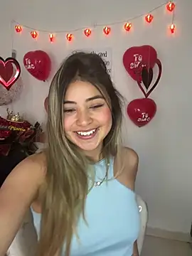 Snapshot of sweetlove- chatting on February 16, 2026, 9:56 pm sweetlove- online show from February 16, 2026, 9:56 pm