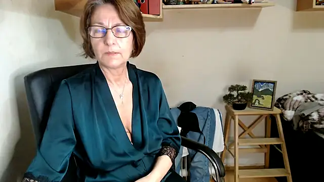 katemodel online show from July 25, 2026, 3:25 am
