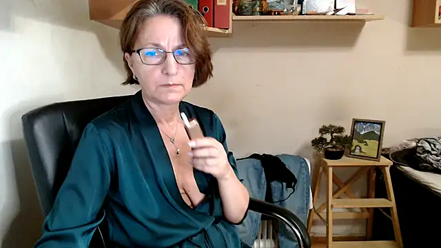 katemodel online show from July 22, 2026, 6:48 am