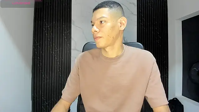 milo cruz  online show from February 9, 2026, 3:26 am