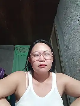 hotpinay 45 online show from April 13, 2026, 8:02 pm