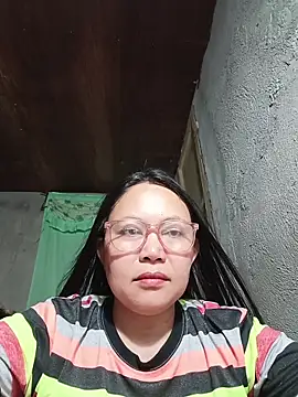 hotpinay 45 online show from April 7, 2026, 4:25 am