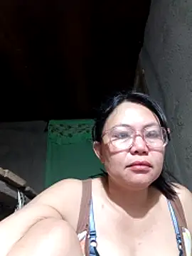 Snapshot of hotpinay_45 chatting on February 23, 2026, 9:54 am hotpinay 45 online show from February 23, 2026, 9:54 am
