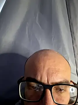 Robsonitj90 online show from June 27, 2026, 1:39 pm