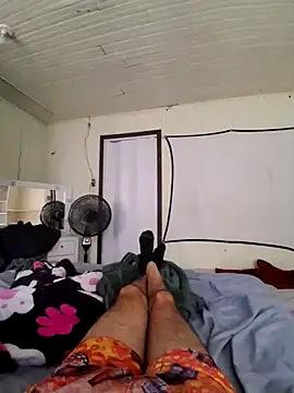 Robsonitj90 online show from April 15, 2026, 3:27 pm