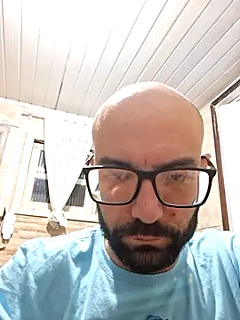Robsonitj90 online show from June 15, 2026, 8:14 am