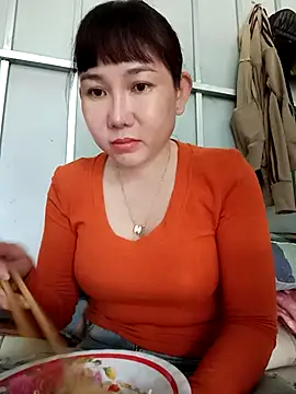 Ana-love2026 online show from April 10, 2026, 12:39 am