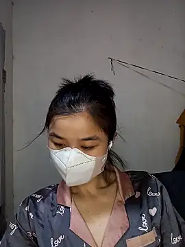 Snapshot of Daisy-lusia2026 chatting on February 18, 2026, 2:20 am Daisy-lusia2026 online show from February 18, 2026, 2:20 am