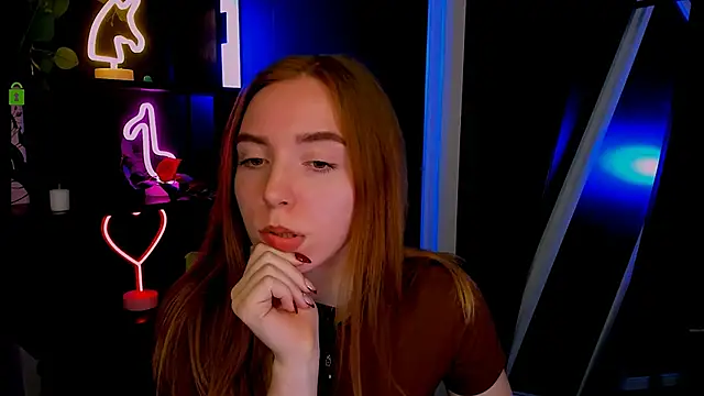 stella flower online show from April 14, 2026, 6:35 pm