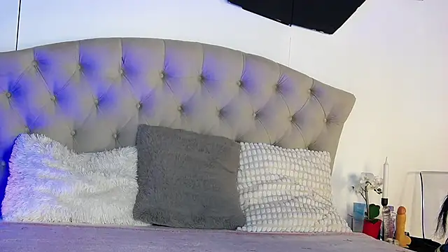 ChloeeDavis online show from March 3, 2026, 7:32 pm