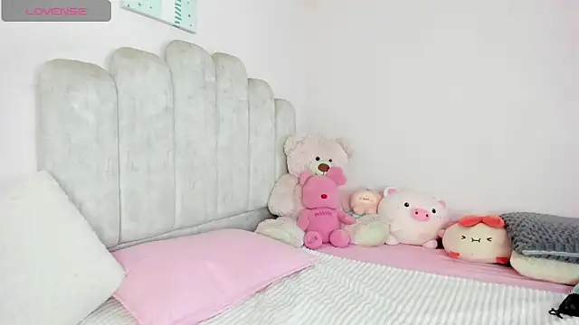 paula cosioo online show from April 17, 2026, 3:04 pm