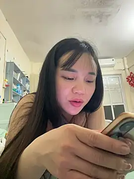 Snapshot of _Lylyy chatting on March 25, 2026, 12:48 pm Lylyy online show from March 25, 2026, 12:48 pm