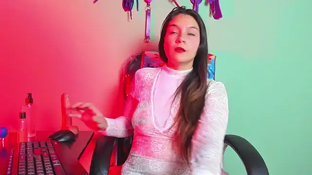 Snapshot of hazz_smith_ chatting on February 12, 2026, 5:56 pm hazz smith online show from February 12, 2026, 5:56 pm