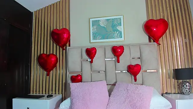 Melanyxx- online show from February 14, 2026, 7:58 pm