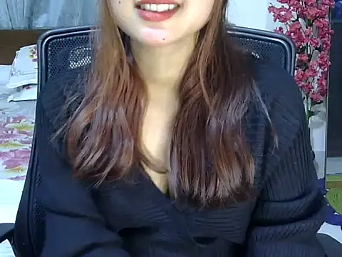 Snapshot of Maaya_khan chatting on February 22, 2026, 5:47 pm Maaya khan online show from February 22, 2026, 5:47 pm