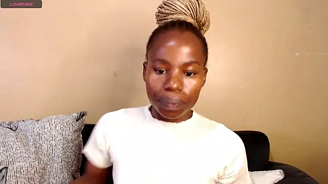 AppleAsss online show from June 13, 2026, 1:09 pm