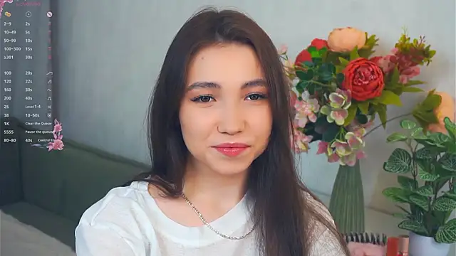 CarlaSpiva online show from February 18, 2026, 8:27 pm