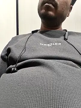 Snapshot of Bengal_Tiger420 chatting on February 27, 2026, 4:18 pm Bengal Tiger420 online show from February 27, 2026, 4:18 pm