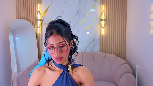 Alina b  online show from April 13, 2026, 8:13 pm