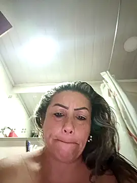 Snapshot of maynor_1998 chatting on March 23, 2026, 11:32 am maynor 1998 online show from March 23, 2026, 11:32 am