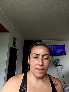 Snapshot of maynor_1998 chatting on March 11, 2026, 3:39 pm maynor 1998 online show from March 11, 2026, 3:39 pm