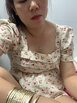 Snapshot of Baby-lovely69 chatting on February 4, 2026, 1:28 pm Baby-lovely69 online show from February 4, 2026, 1:28 pm