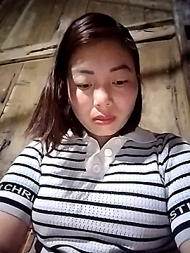 Snapshot of Ella-aa chatting on February 7, 2026, 10:07 pm Ella-aa online show from February 7, 2026, 10:07 pm