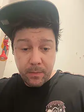 Snapshot of GabEthier chatting on February 28, 2026, 3:33 pm GabEthier online show from February 28, 2026, 3:33 pm